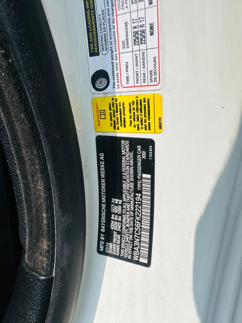 BMW 4 Series Vehicle Full-screen Gallery Image 30