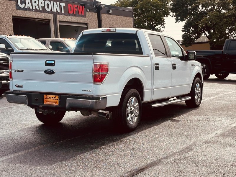 Ford F-150 Vehicle Full-screen Gallery Image 11