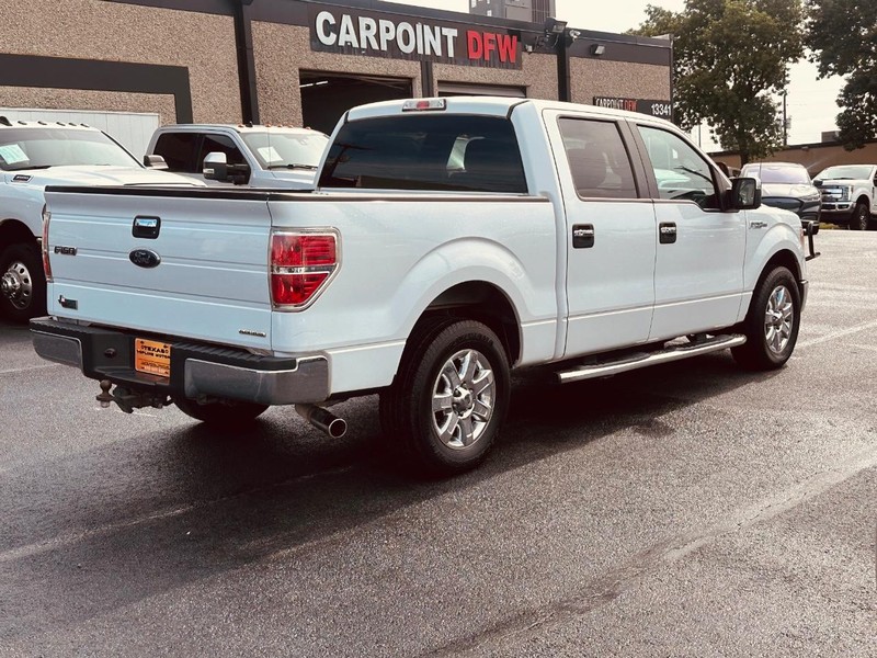 Ford F-150 Vehicle Full-screen Gallery Image 13