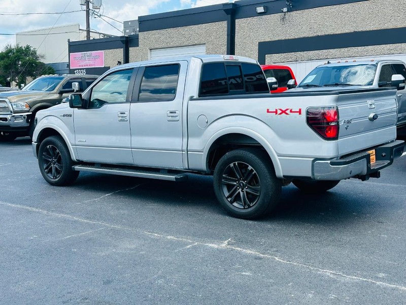 Ford F-150 Vehicle Full-screen Gallery Image 06