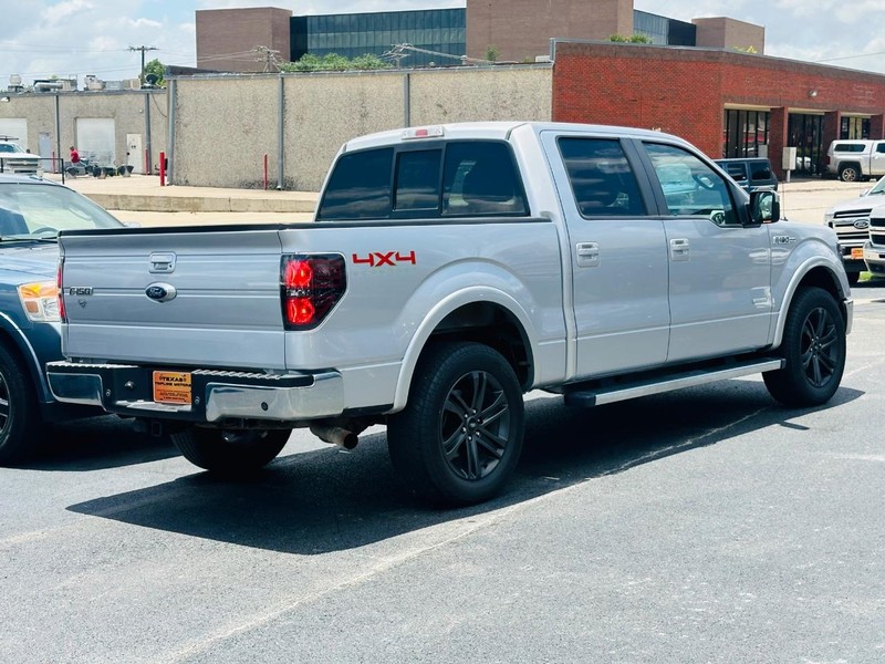 Ford F-150 Vehicle Full-screen Gallery Image 15