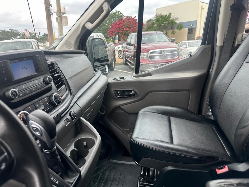 Ford Transit Cargo Van Vehicle Full-screen Gallery Image 15