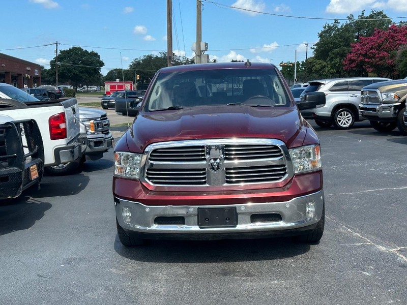 Ram 1500 Vehicle Full-screen Gallery Image 13