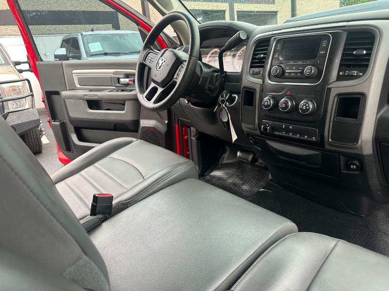 Ram 3500 Chassis Cab Vehicle Full-screen Gallery Image 22