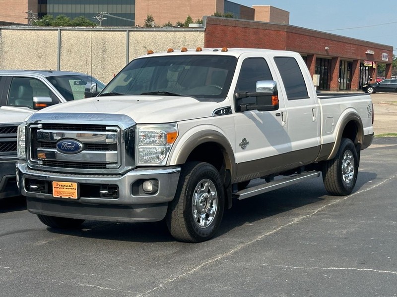 Ford Super Duty F-350 SRW Vehicle Full-screen Gallery Image 04