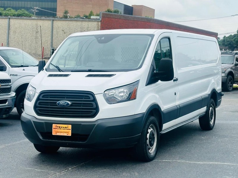 Ford Transit Van Vehicle Full-screen Gallery Image 03