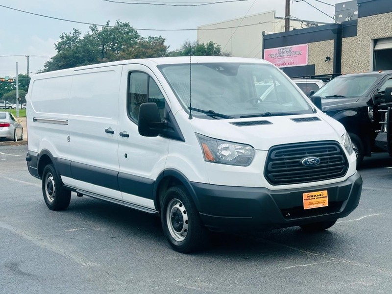 Ford Transit Van Vehicle Full-screen Gallery Image 05