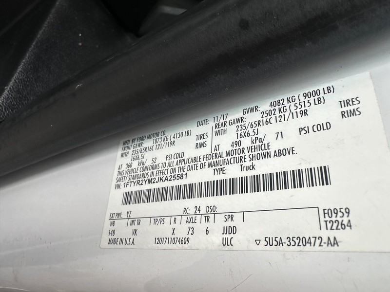 Ford Transit Van Vehicle Full-screen Gallery Image 23