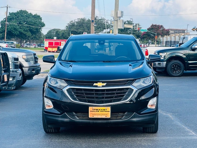 Chevrolet Equinox Vehicle Full-screen Gallery Image 3