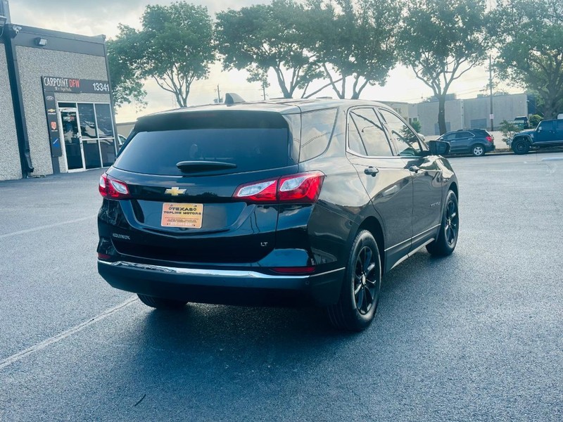 Chevrolet Equinox Vehicle Full-screen Gallery Image 6