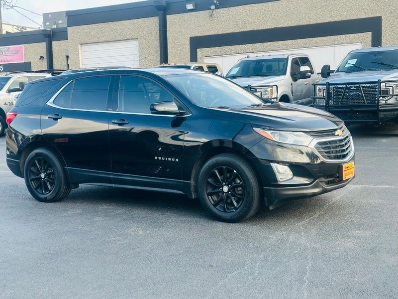 Chevrolet Equinox Vehicle Full-screen Gallery Image 8