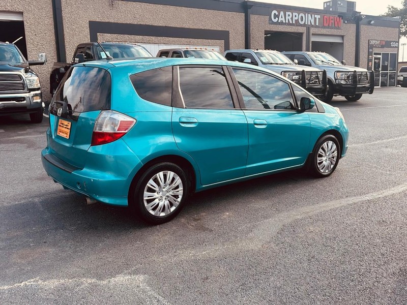 Honda Fit Vehicle Full-screen Gallery Image 6