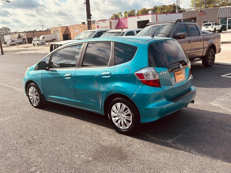 Honda Fit Vehicle Full-screen Gallery Image 7