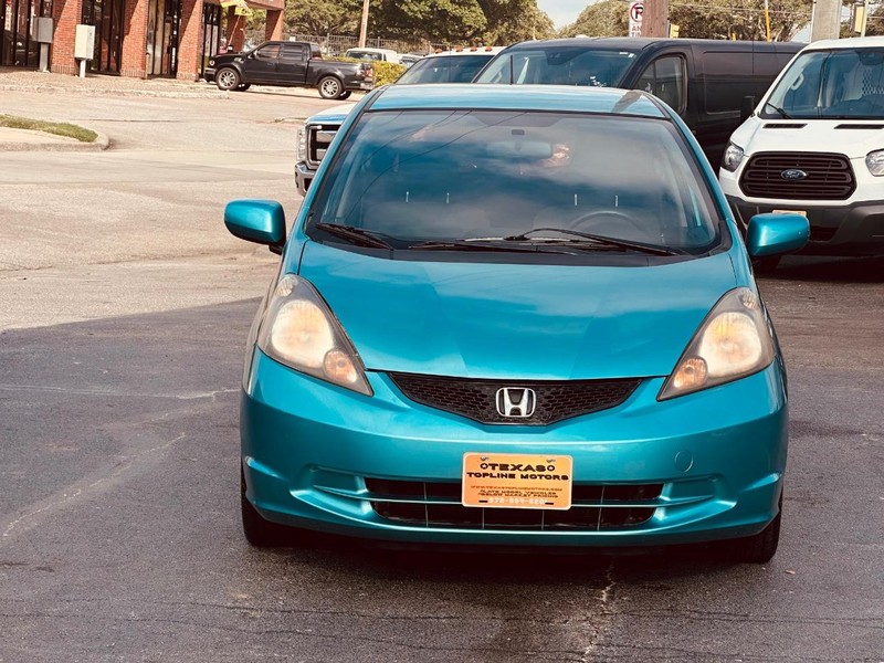 Honda Fit Vehicle Full-screen Gallery Image 8