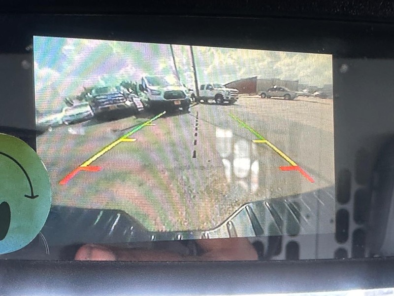 Ford Transit Van Vehicle Full-screen Gallery Image 23