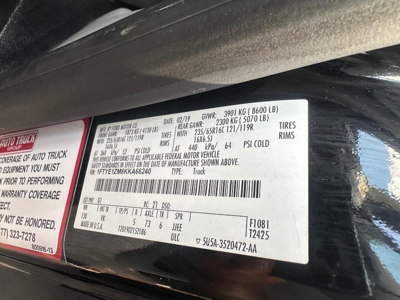 Ford Transit Van Vehicle Full-screen Gallery Image 25