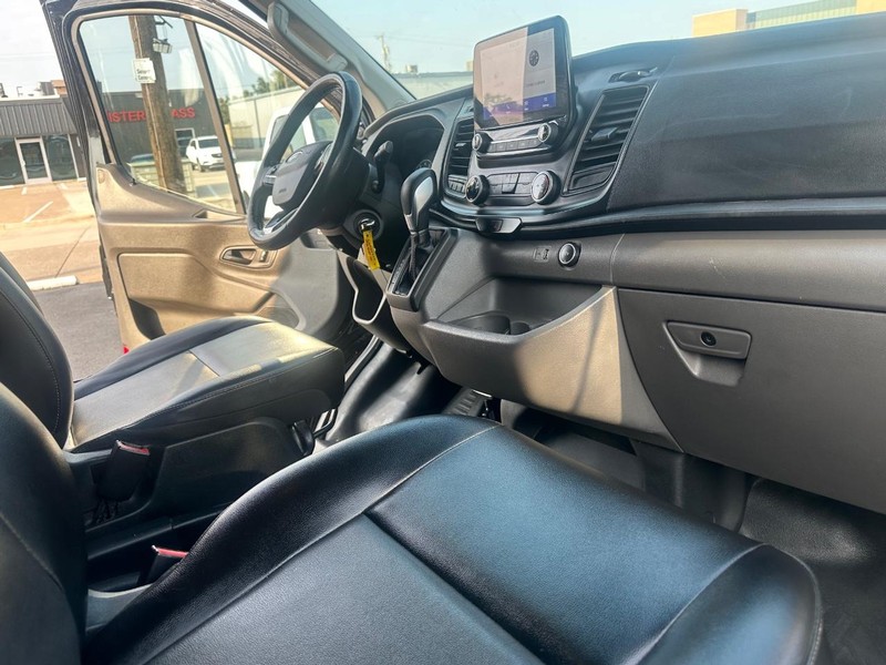 Ford Transit Cargo Van Vehicle Full-screen Gallery Image 19