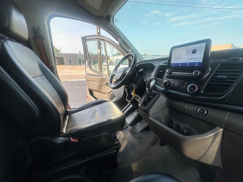 Ford Transit Cargo Van Vehicle Full-screen Gallery Image 21