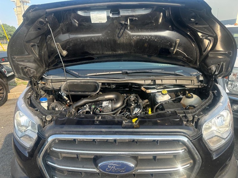 Ford Transit Cargo Van Vehicle Full-screen Gallery Image 31