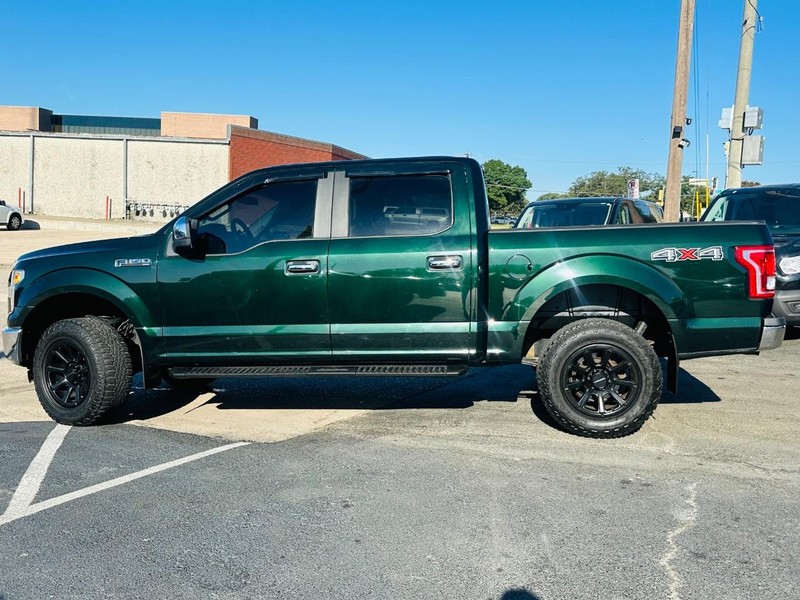 Ford F-150 Vehicle Full-screen Gallery Image 02