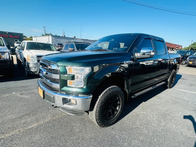 Ford F-150 Vehicle Full-screen Gallery Image 07