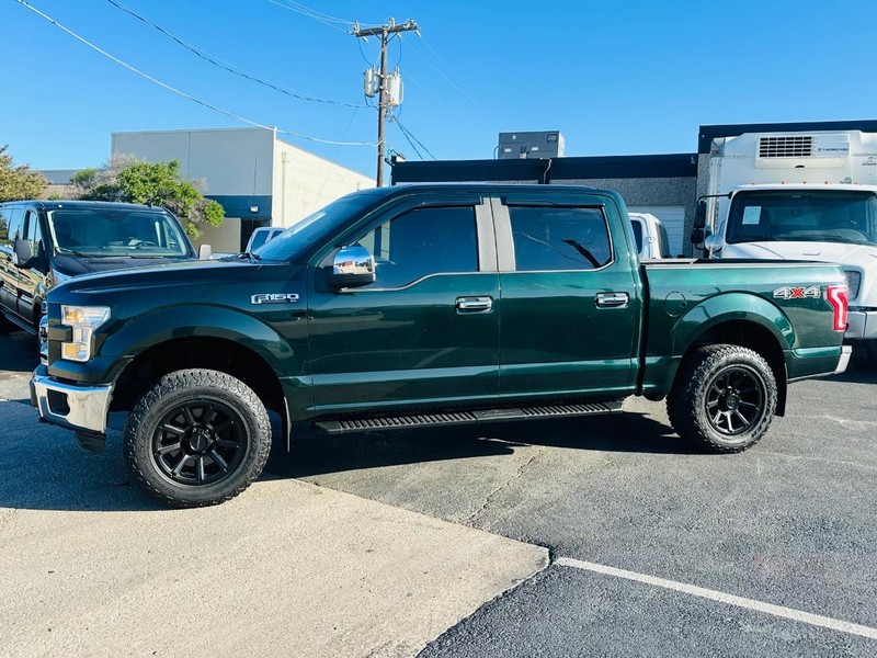 Ford F-150 Vehicle Full-screen Gallery Image 09