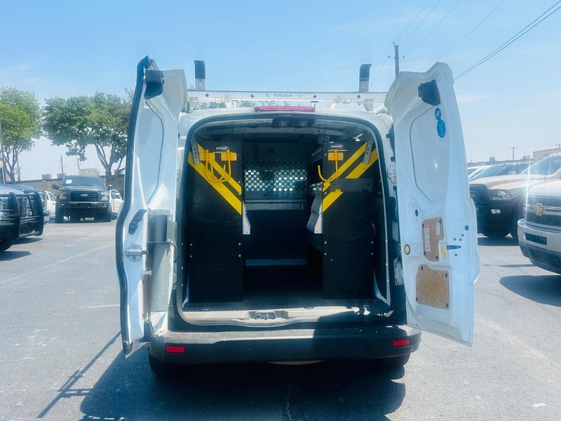 Ford Transit Connect Van Vehicle Full-screen Gallery Image 10