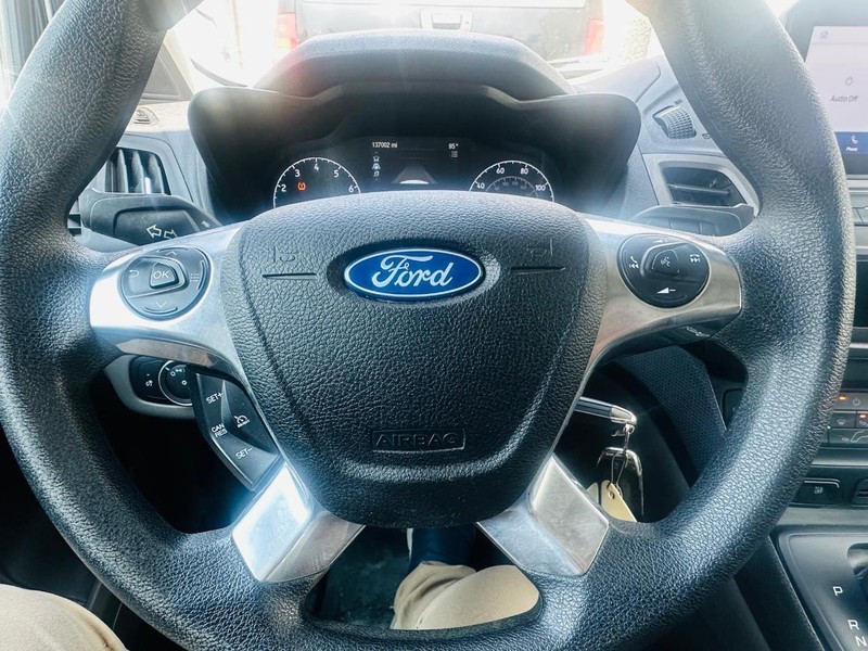 Ford Transit Connect Van Vehicle Full-screen Gallery Image 21