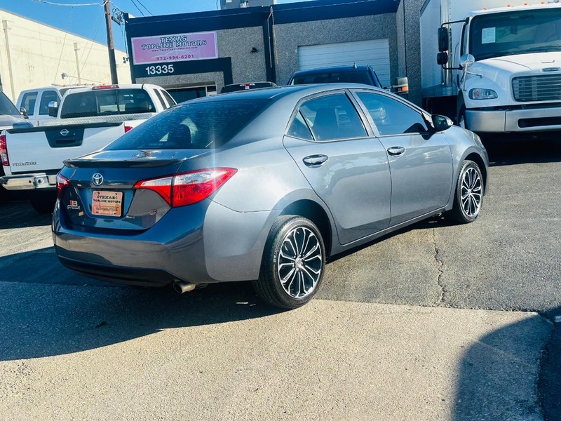 Toyota Corolla Vehicle Full-screen Gallery Image 02