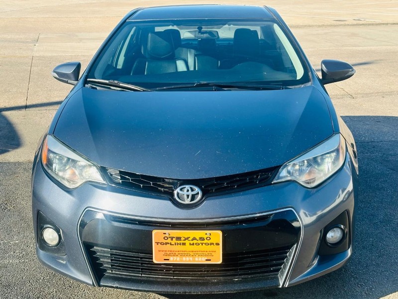 Toyota Corolla Vehicle Full-screen Gallery Image 13