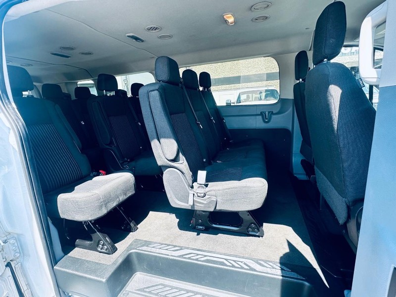 Ford Transit Wagon Vehicle Full-screen Gallery Image 13