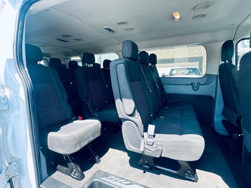 Ford Transit Wagon Vehicle Full-screen Gallery Image 16