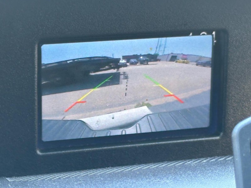 Ford Transit Wagon Vehicle Full-screen Gallery Image 27