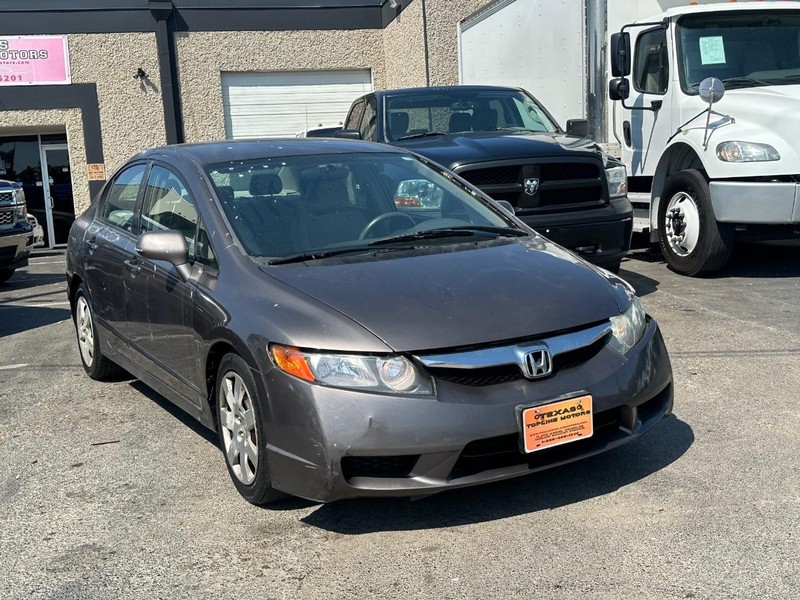 Honda Civic Sedan Vehicle Full-screen Gallery Image 04