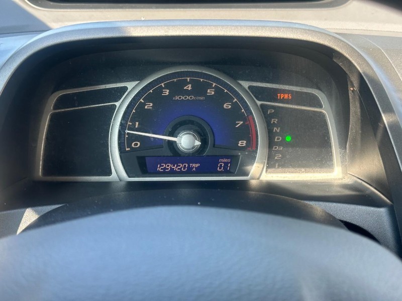 Honda Civic Sedan Vehicle Full-screen Gallery Image 20