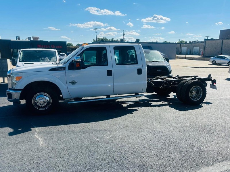 2012 Ford F-350 XLT photo 3