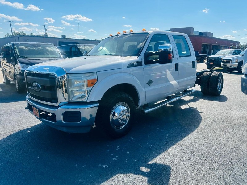 2012 Ford F-350 XLT photo 8