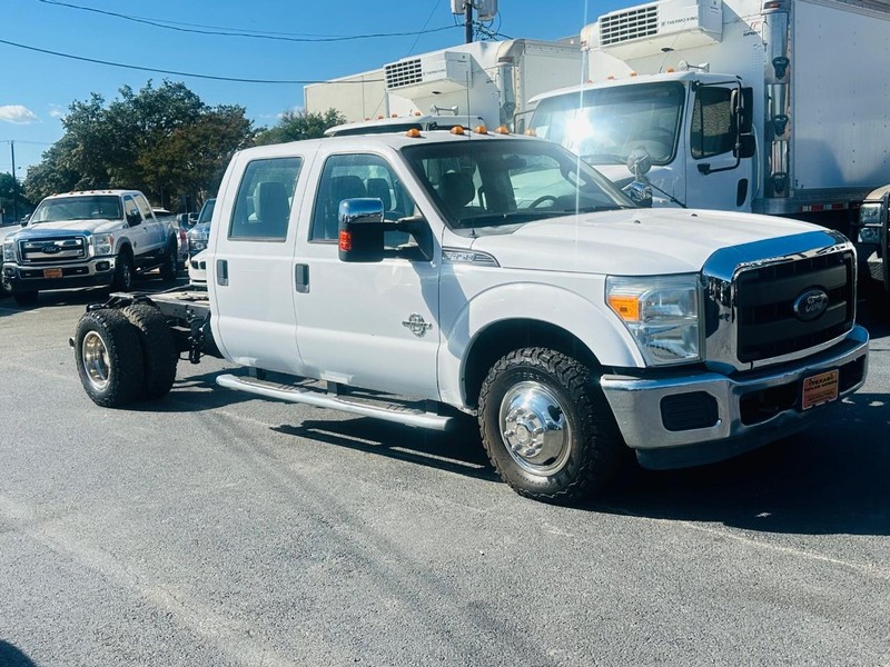 2012 Ford F-350 XLT photo 11