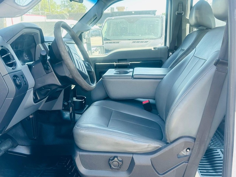2012 Ford F-350 XLT photo 12