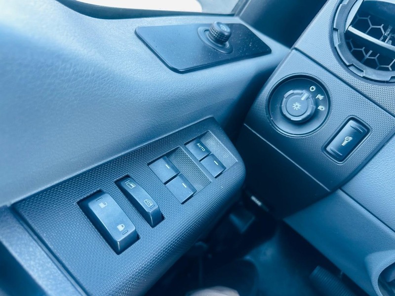 2012 Ford F-350 XLT photo 26