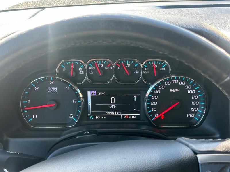 Chevrolet Silverado 1500 Vehicle Full-screen Gallery Image 21