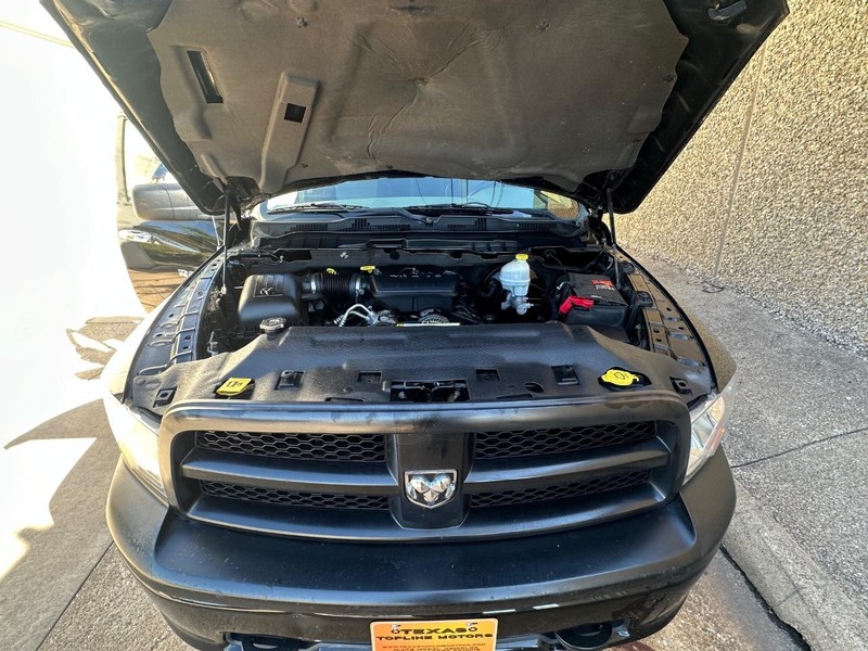 Ram 1500 Vehicle Full-screen Gallery Image 28