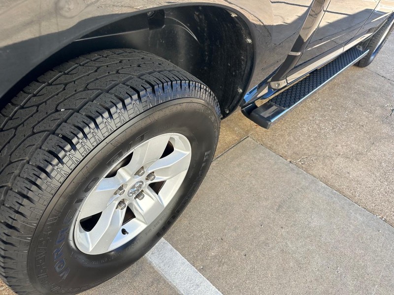 Ram 1500 Vehicle Full-screen Gallery Image 29