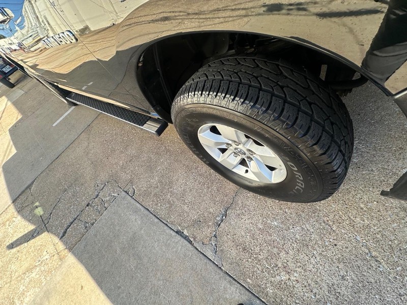 Ram 1500 Vehicle Full-screen Gallery Image 30