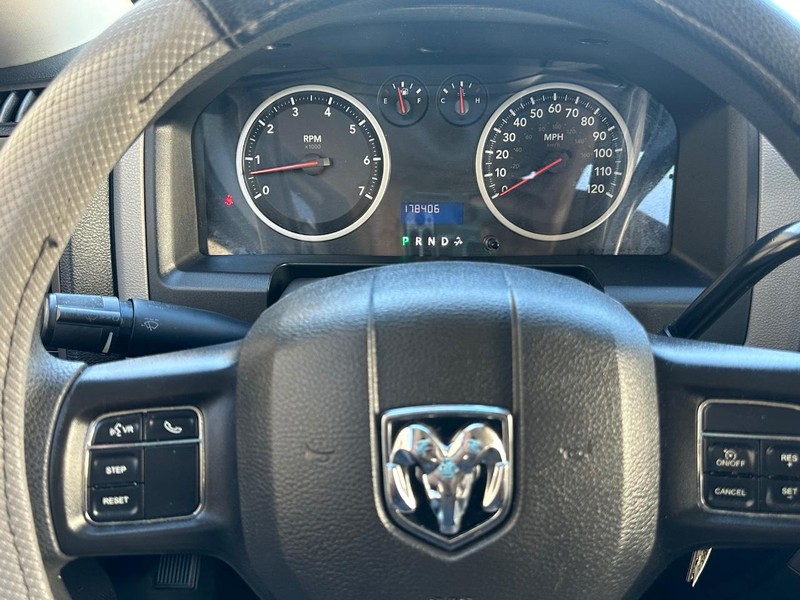 Ram 1500 Vehicle Full-screen Gallery Image 33