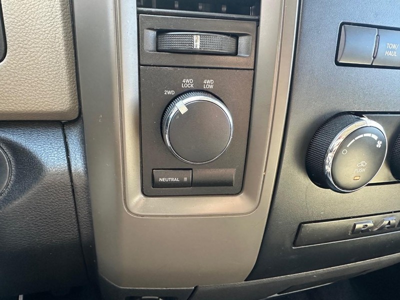 Ram 1500 Vehicle Full-screen Gallery Image 38