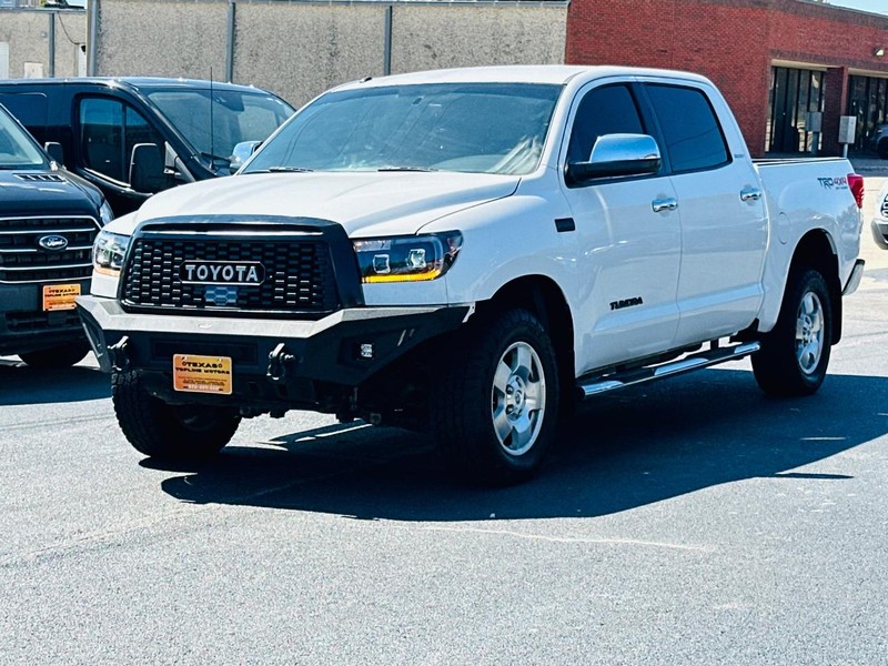 Toyota Tundra 4WD Truck Vehicle Full-screen Gallery Image 02