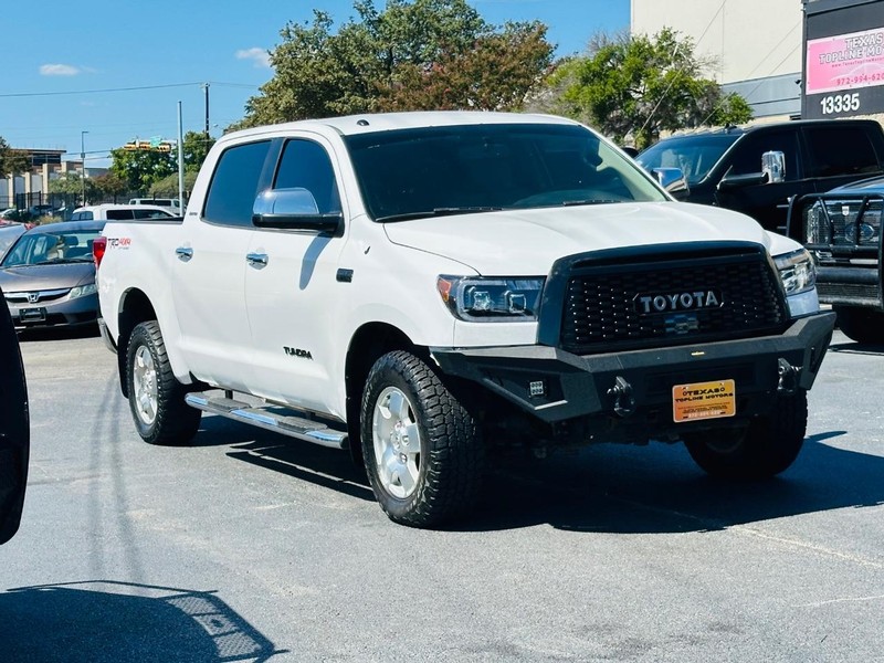 Toyota Tundra 4WD Truck Vehicle Full-screen Gallery Image 06