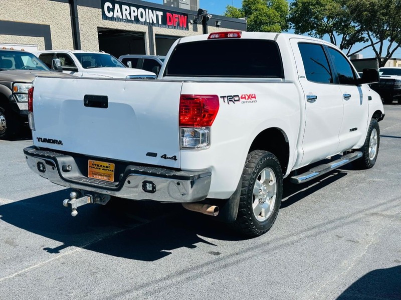 Toyota Tundra 4WD Truck Vehicle Full-screen Gallery Image 14