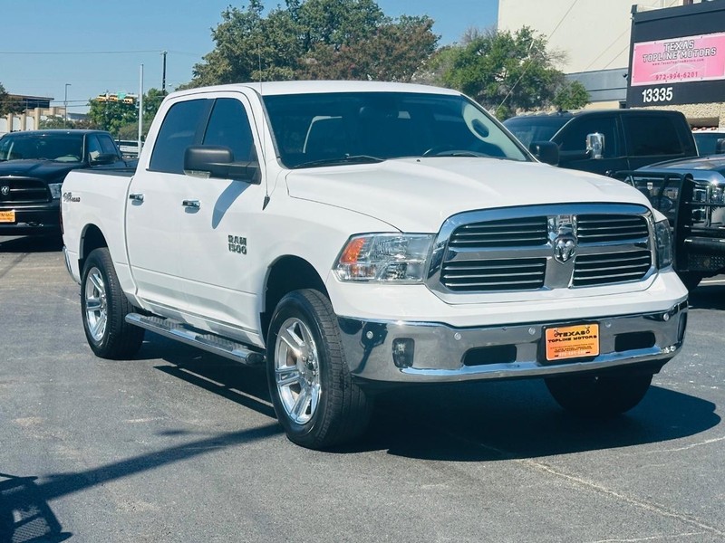 Ram 1500 Vehicle Full-screen Gallery Image 6